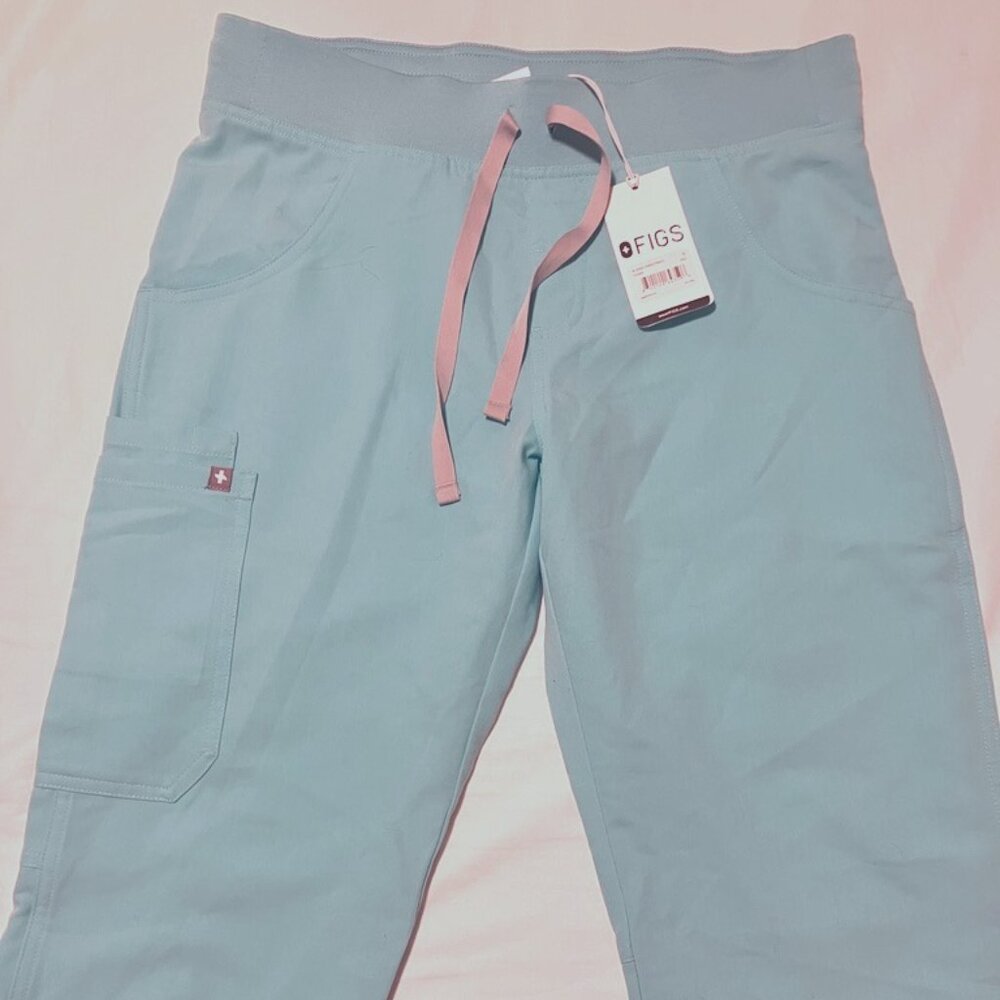 Figs Kade Cargo Scrubs